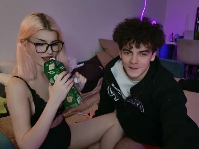 alice18james Live Sex September 27, 2025