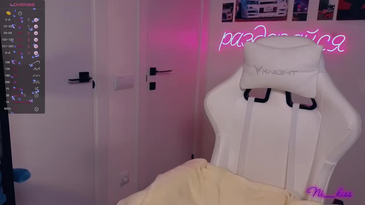 ni_kiss Live Sex September 29, 2025