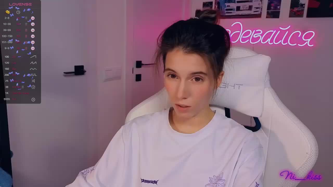 ni_kiss Live Sex September 29, 2025