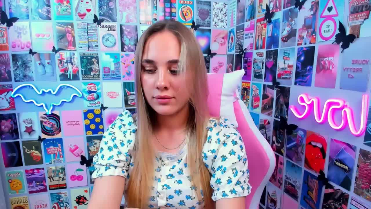 MiaMilas Live Sex September 30, 2025