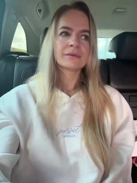 Zoluszka Live Sex October 1, 2025