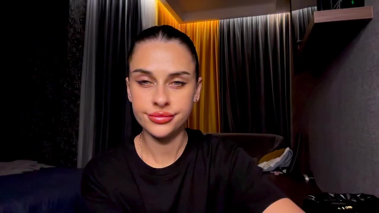 TatiUA Live Sex October 2, 2025