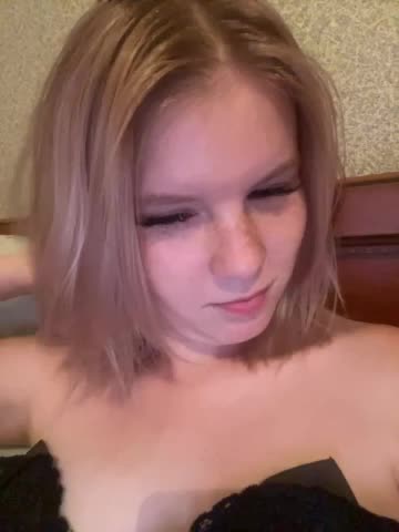 Amelia2004 Live Sex October 2, 2025