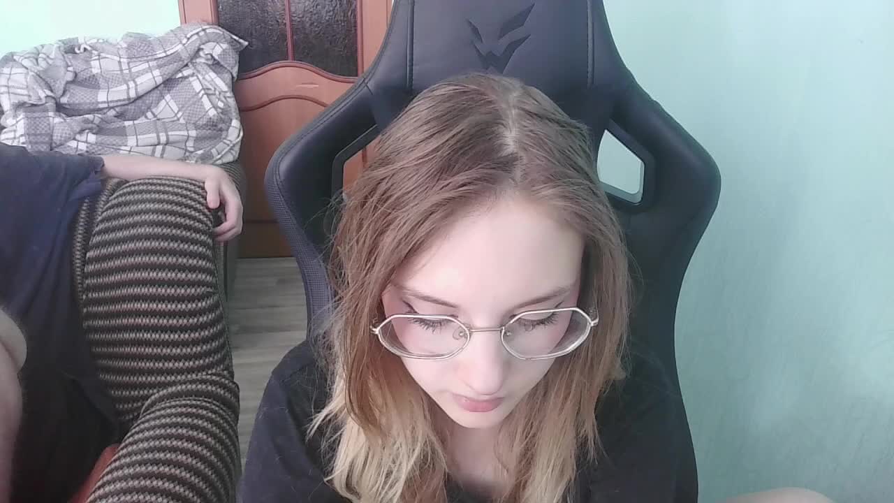 emolina Live Sex October 3, 2025