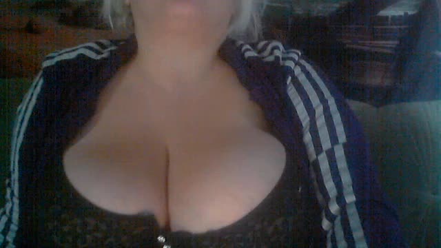 DianaCream Live Sex October 3, 2025