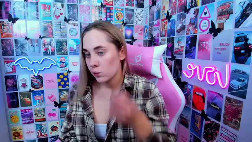 MiaMilas Live Sex October 4, 2025