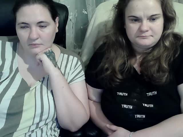 HollyXEva Live Sex October 4, 2025