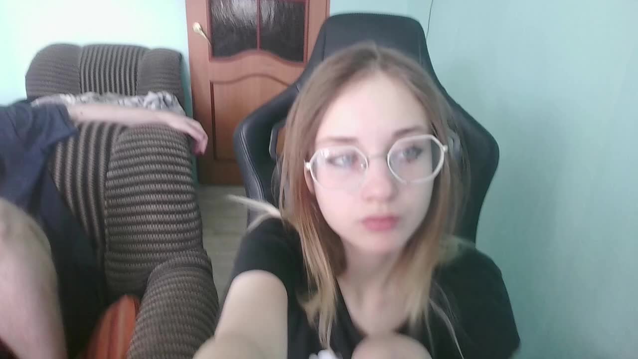 emolina Live Sex October 4, 2025