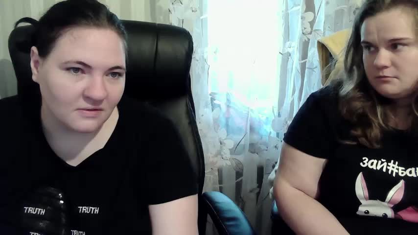 HollyXEva Live Sex October 5, 2025