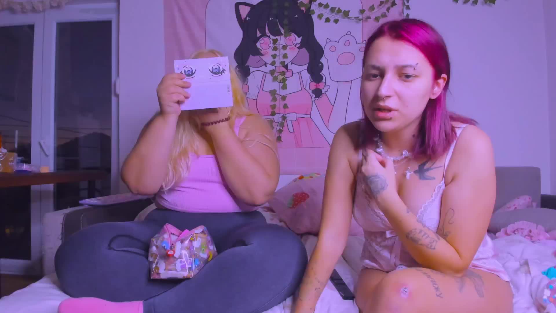 lanalova Live Sex October 7, 2025