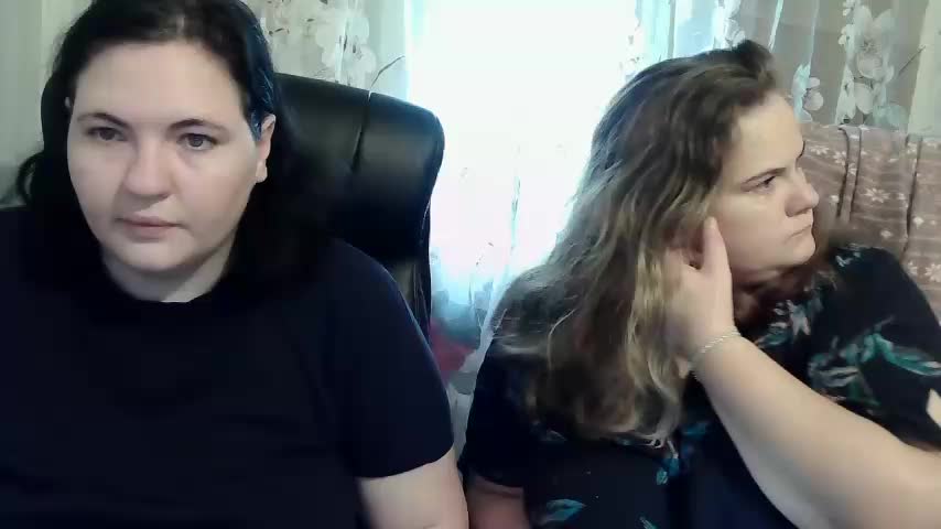 HollyXEva Live Sex October 7, 2025