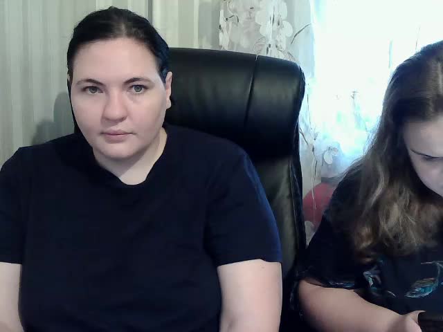 HollyXEva Live Sex October 7, 2025