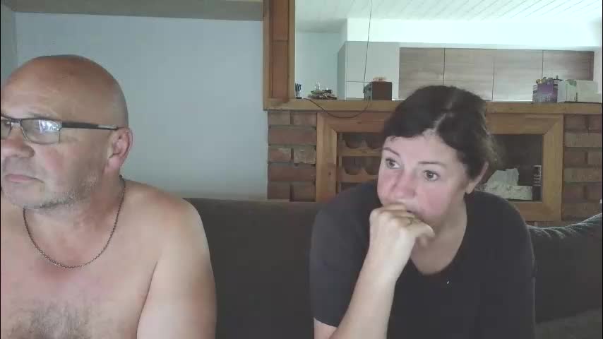 sanroom Live Sex October 8, 2025