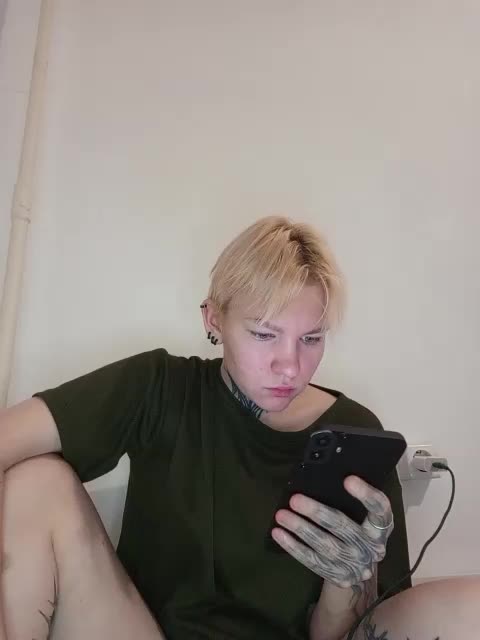 Zhenyya- Live Sex October 9, 2025