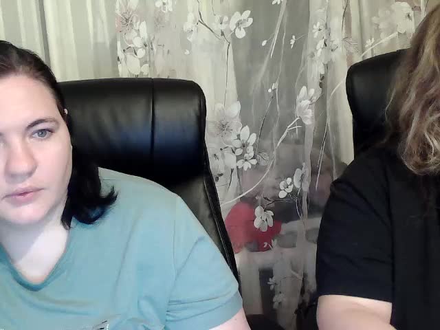 HollyXEva Live Sex October 9, 2025