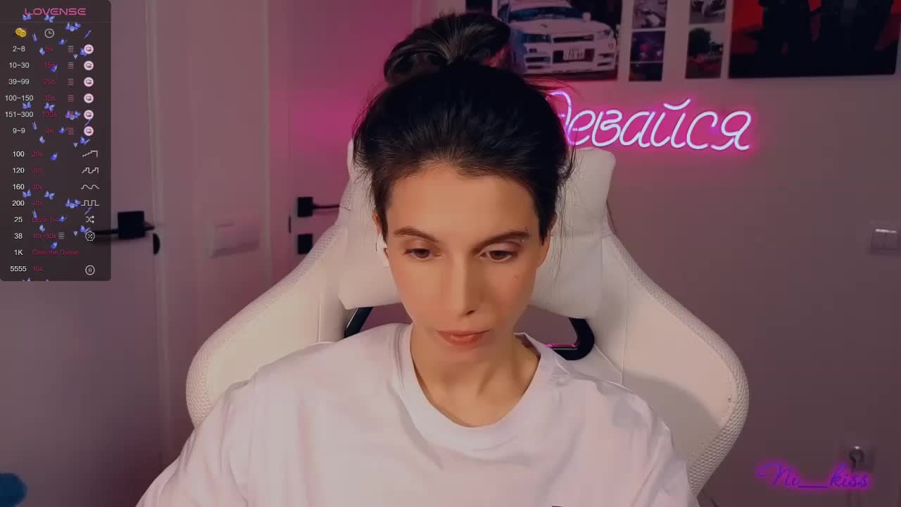 ni_kiss Live Sex October 10, 2025