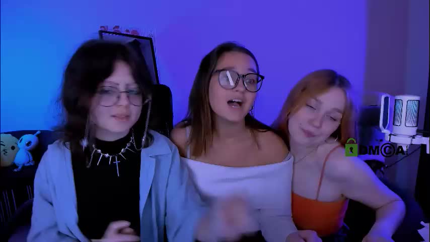 ellie_fire Live Sex October 12, 2025