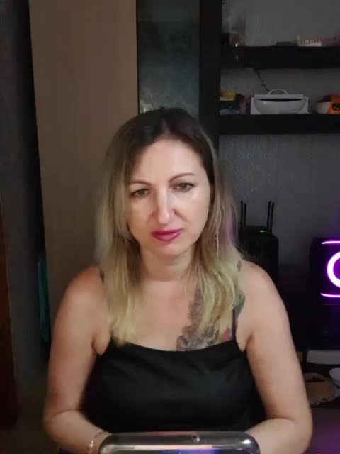 Nushka1984 Live Sex October 12, 2025