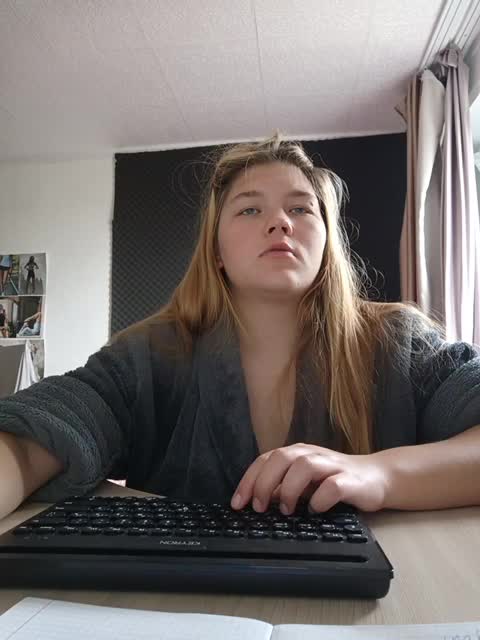 Kakdelaman Live Sex October 12, 2025