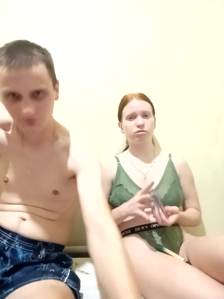 Qinallen Live Sex October 14, 2025