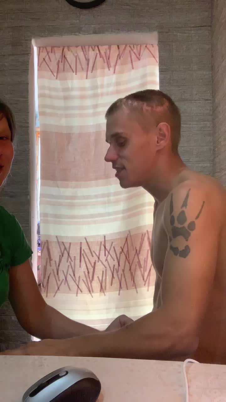 Dmeesk Live Sex October 14, 2025