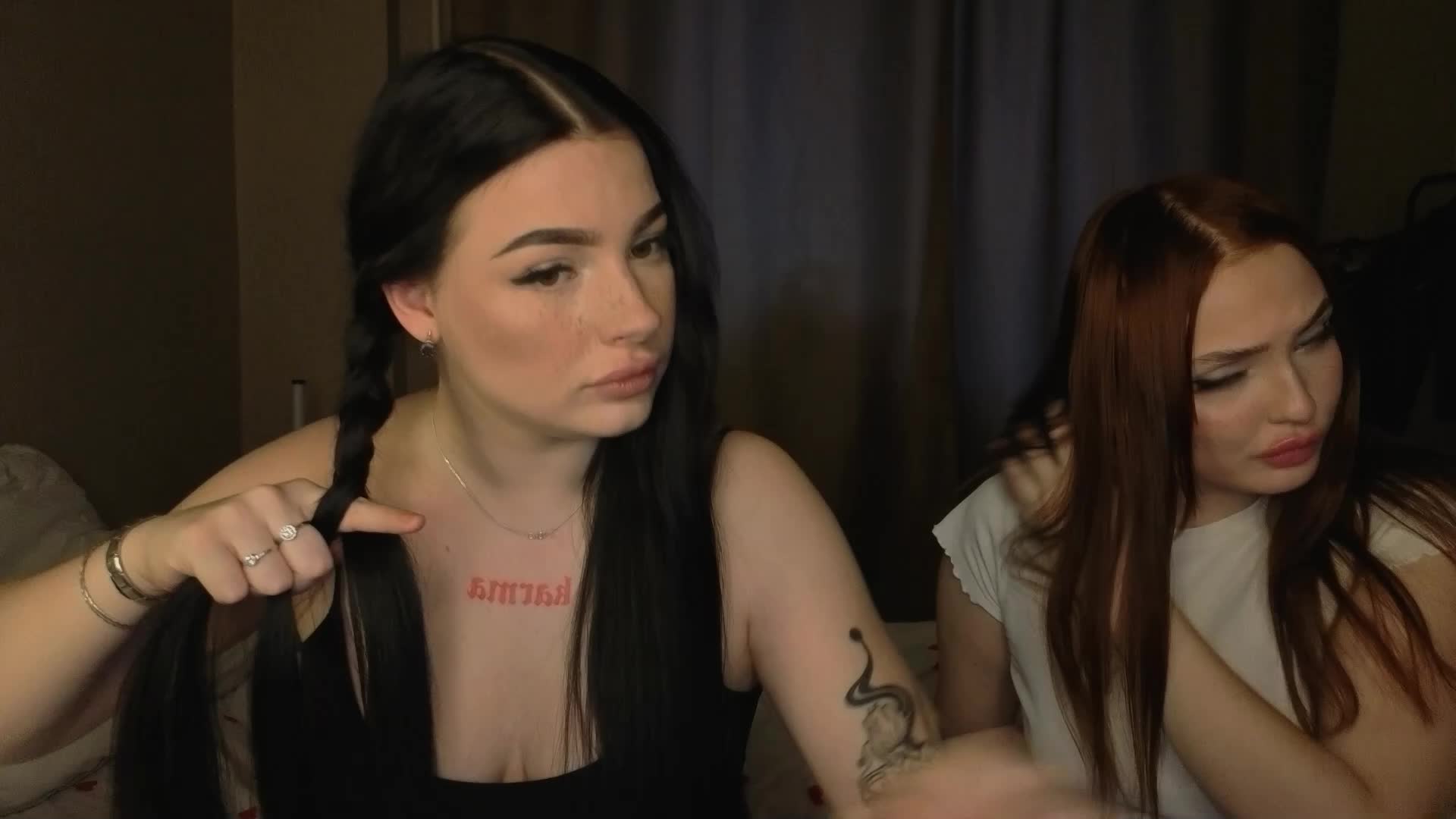 LisaAndDenis_2025-10-14_13-14-50_333 Live Sex October 14, 2025