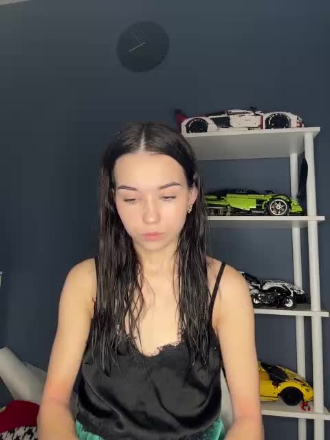 Akadori Live Sex October 15, 2025