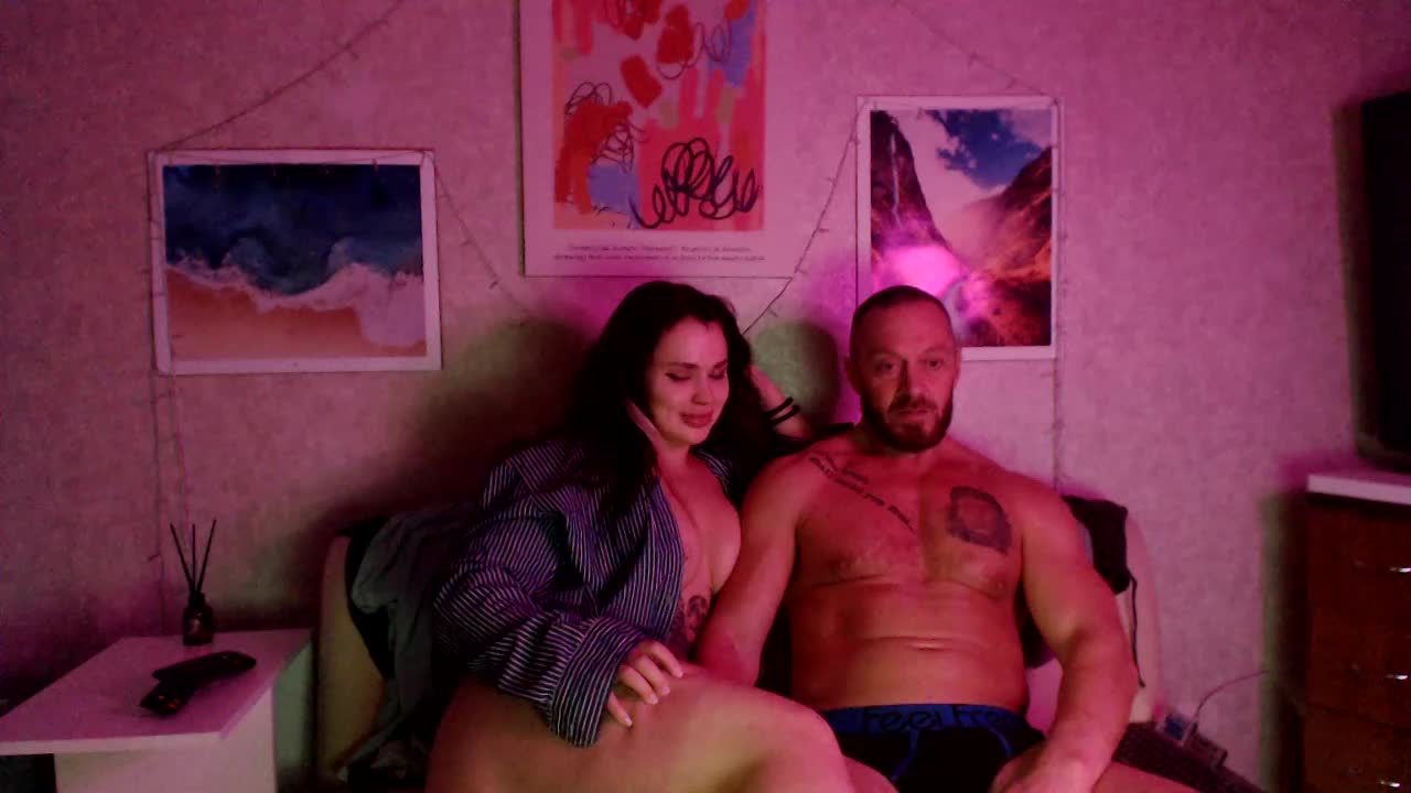 snegohod200 Live Sex October 15, 2025