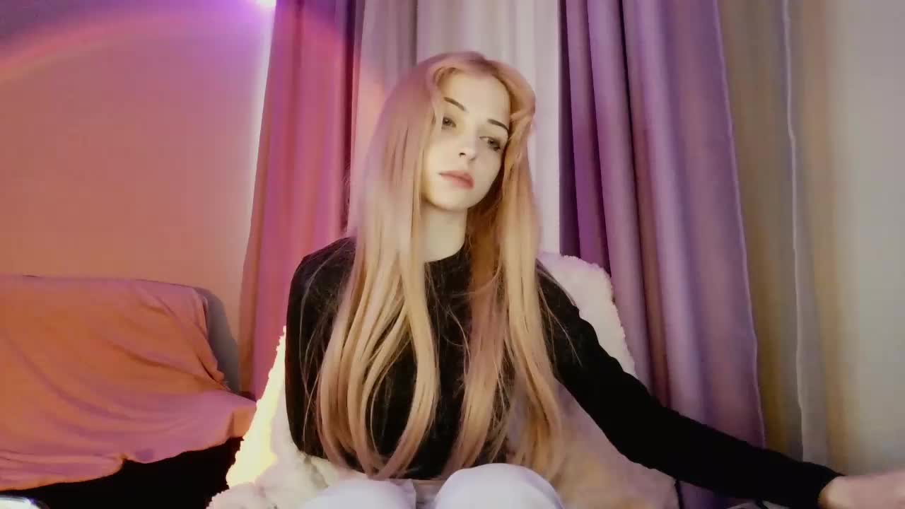 Niiikka Live Sex October 15, 2025