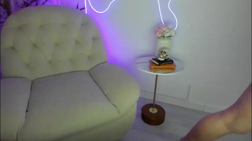 alicelevine Live Sex October 16, 2025