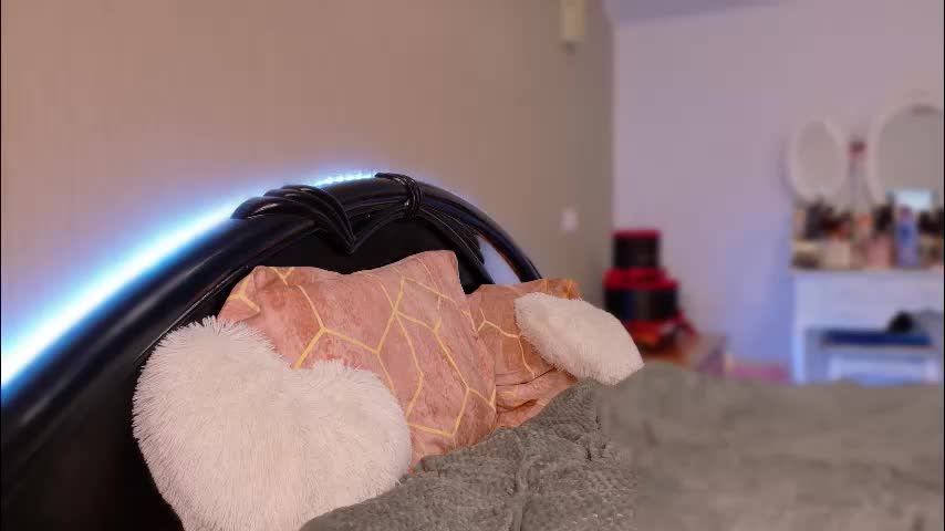 kellsey_shy Live Sex October 17, 2025