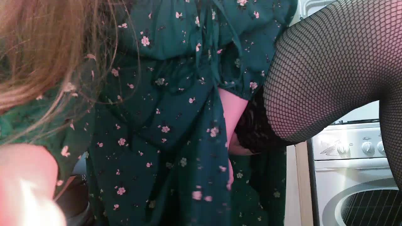 L-e-l-i-k Live Sex October 17, 2025