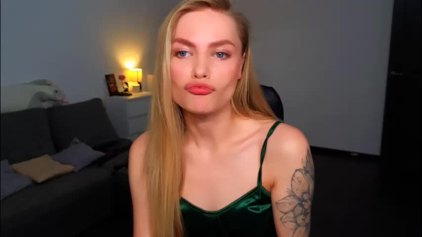 leiavelvet Live Sex October 26, 2025