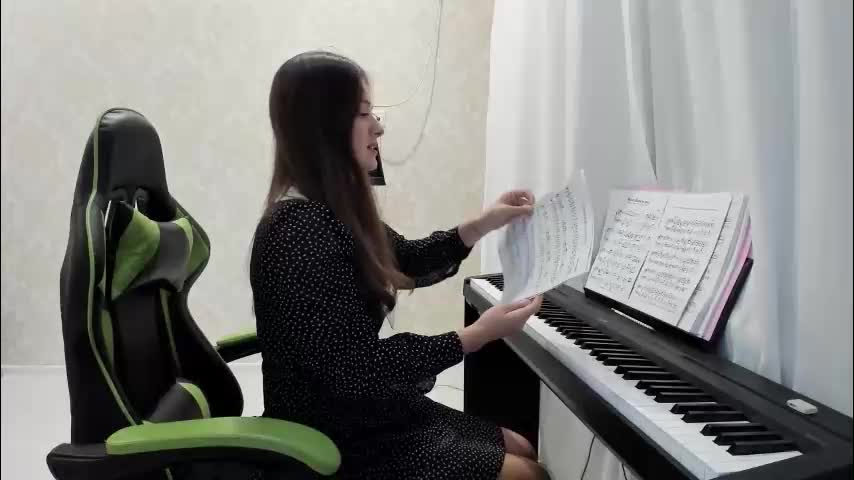 oladushek18 Live Sex October 29, 2025