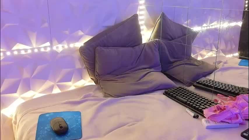 aishhaa Live Sex October 28, 2025