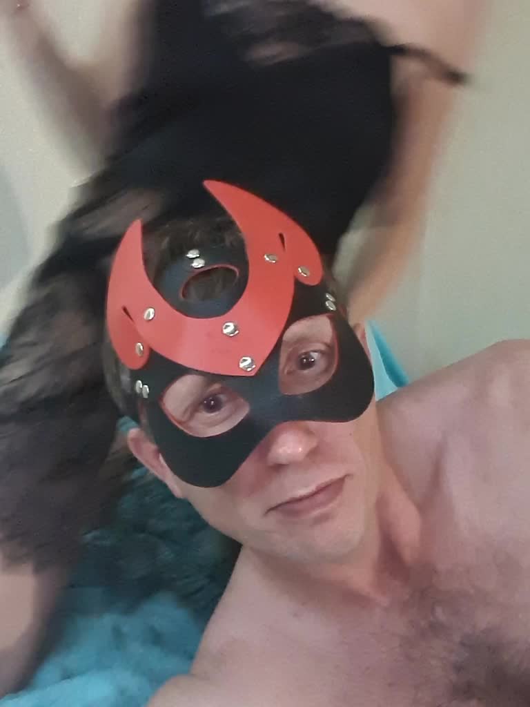 Lola-and-lovers Live Sex October 25, 2025