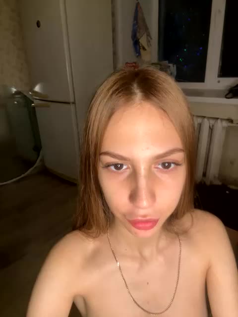 Malvinka2229 Live Sex October 29, 2025