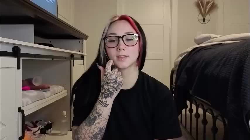 iveyjade33 Live Sex October 28, 2025