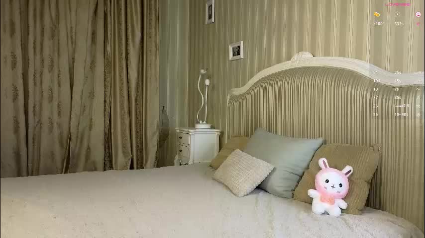 foxxx_tail Live Sex October 27, 2025