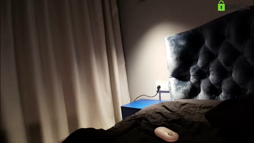 hollyextra Live Sex October 30, 2025