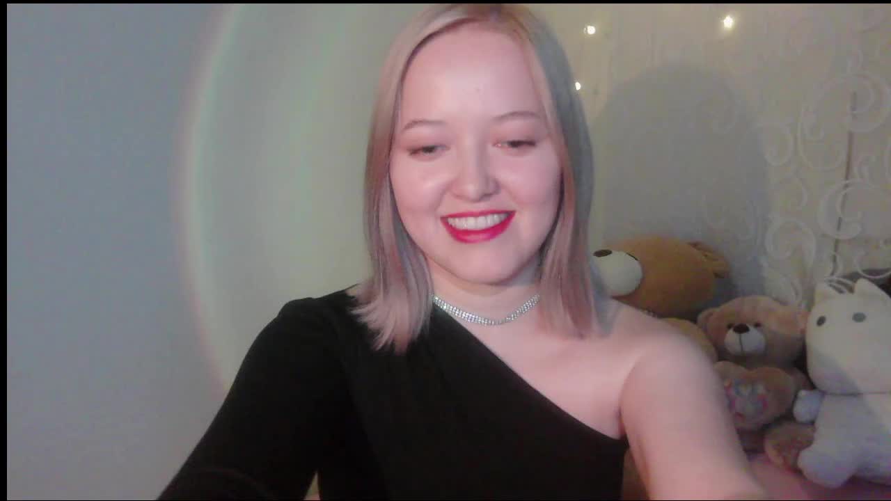 -Sweet-smile- Live Sex November 1, 2025