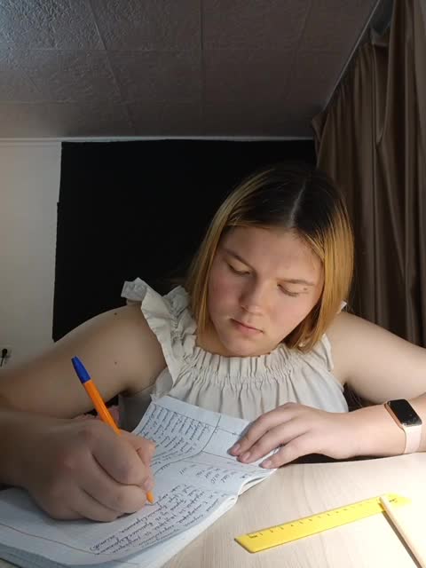 Kakdelaman Live Sex November 2, 2025