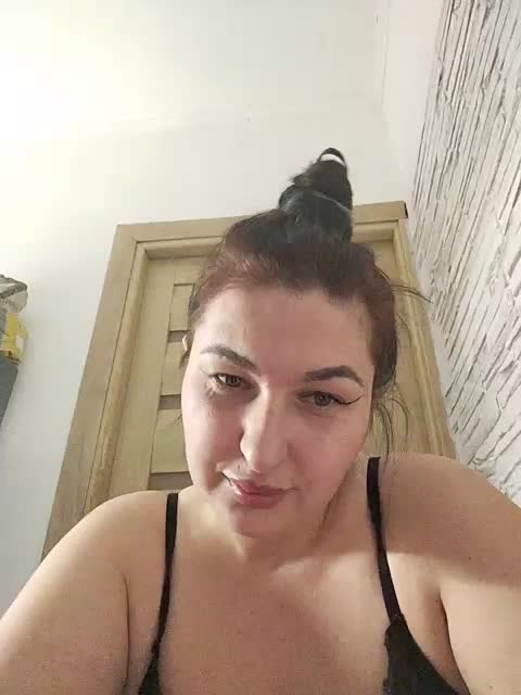 MonicaMilf Live Sex November 2, 2025