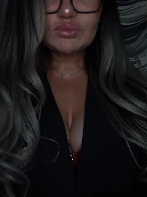 Brunetochkaaa Live Sex November 2, 2025