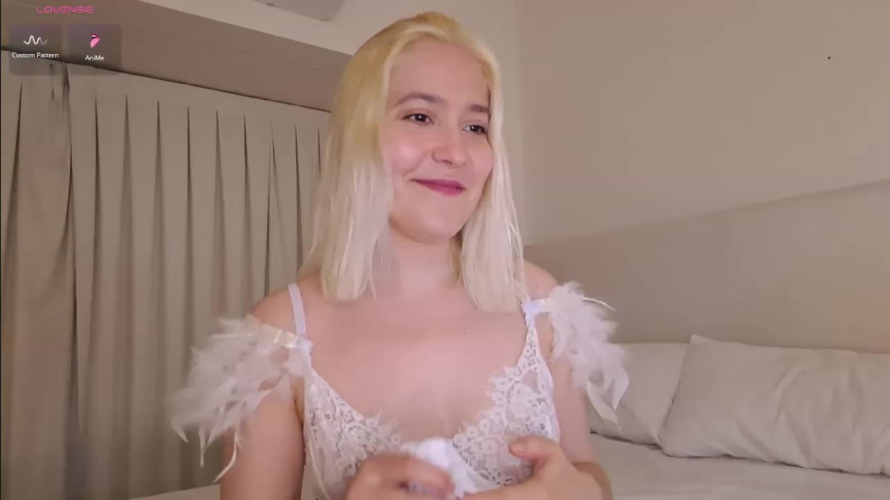 Bella_Byers Live Sex November 3, 2025