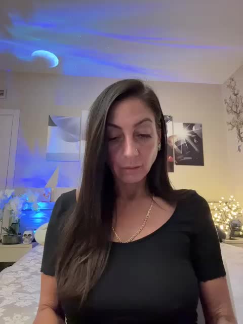 IrinkaGata Live Sex November 3, 2025