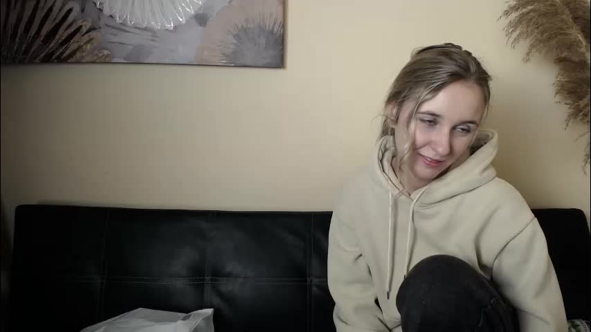 _nicole_new Live Sex November 6, 2025