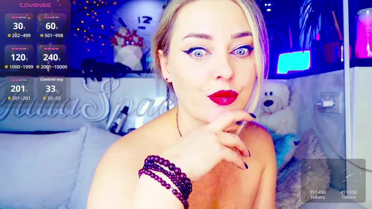 _JuliaSpace_ Live Sex November 6, 2025