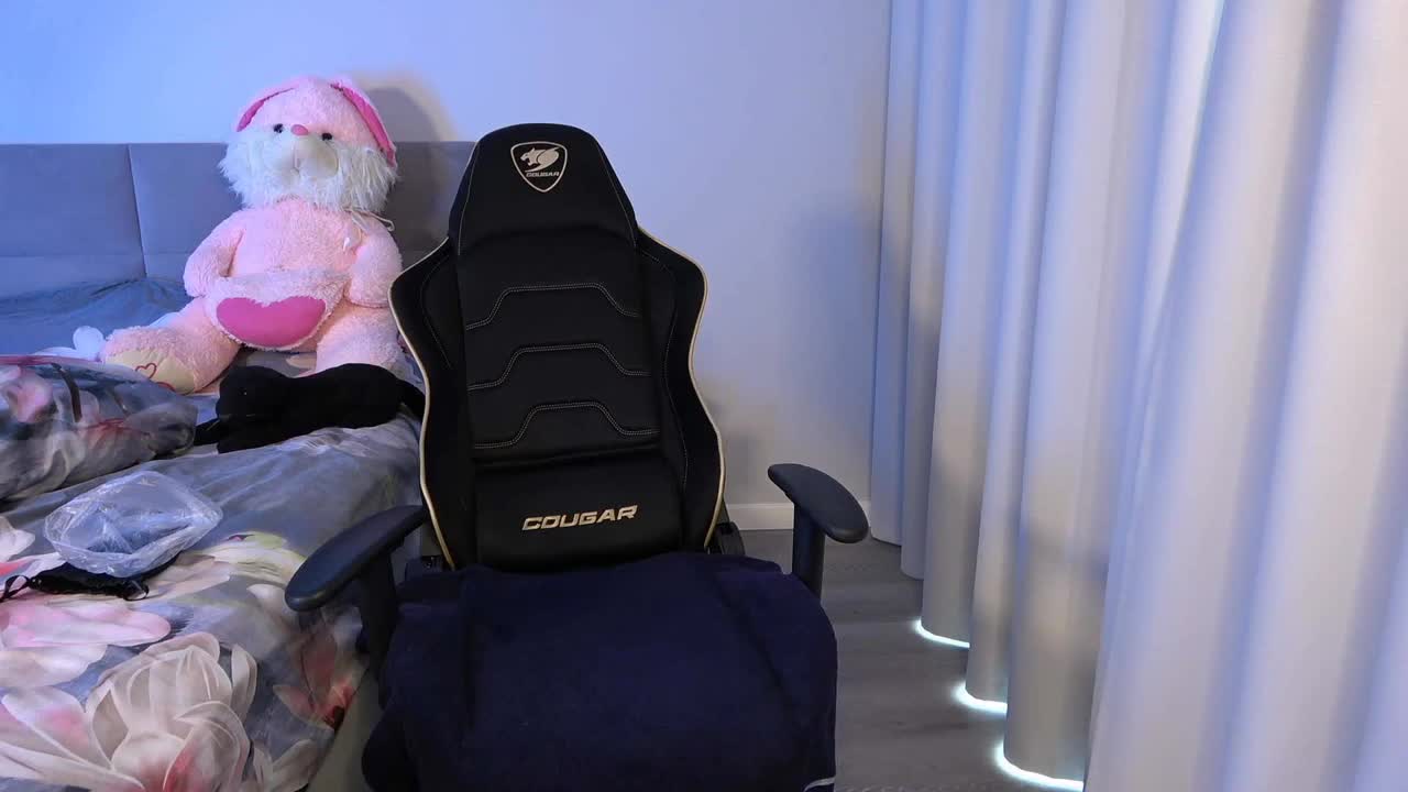 MiniSweetKt Live Sex November 6, 2025