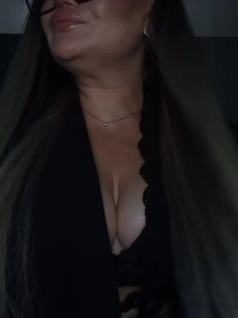 Brunetochkaaa Live Sex November 4, 2025